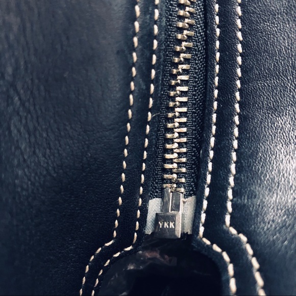 ‼️SOLD‼️ 90’s COACH PURSE IN EXCELLENT CONDITION - Picture 10 of 16